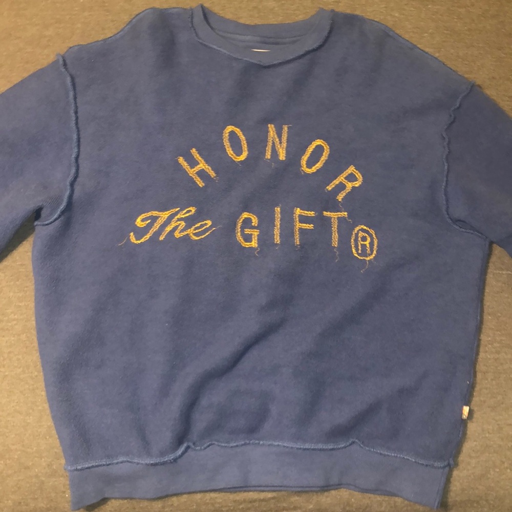 Honor The Gift Mens Weathered Spell Out Crewneck Russel Westbrook